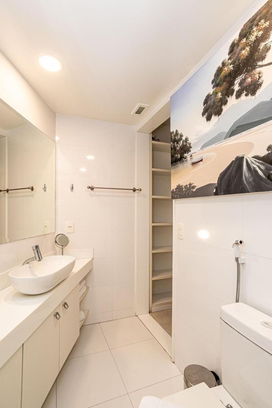 Flat Com Servico E Lazer Com Vista O Mar Da Barra Da Tijuca Apartamento *