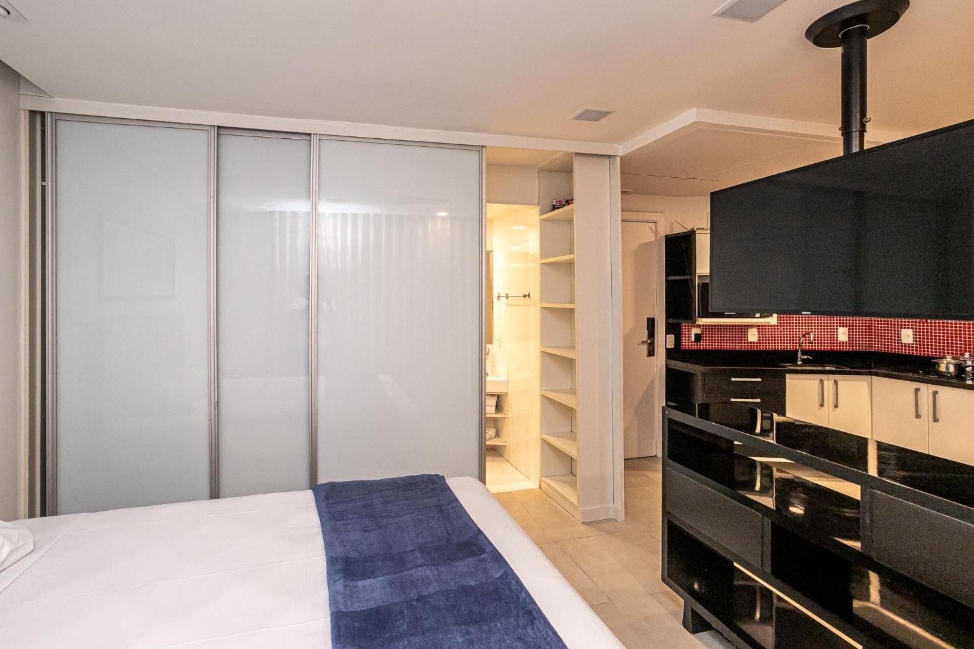 Flat Com Servico E Lazer Com Vista O Mar Da Barra Da Tijuca Apartamento