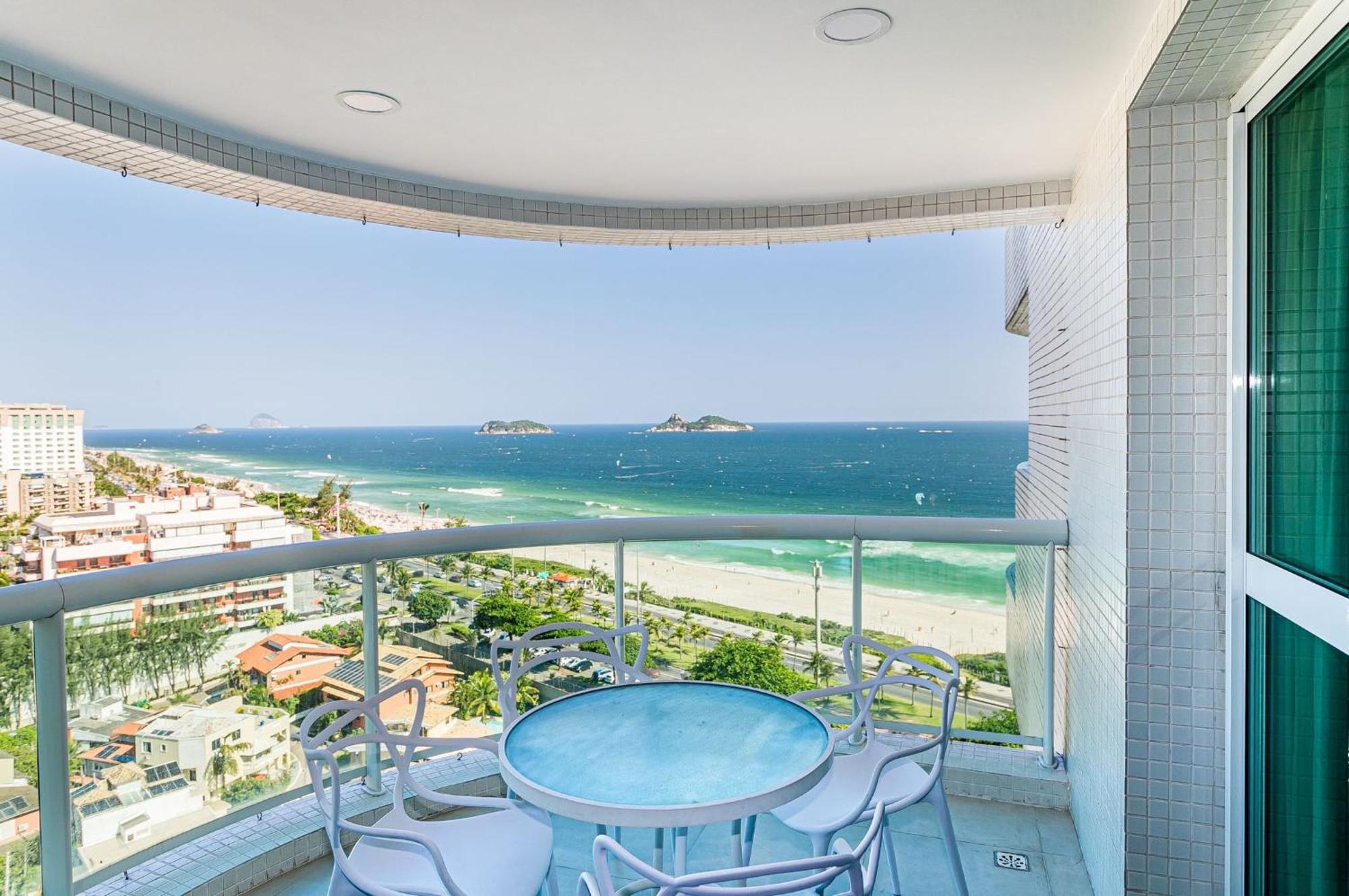 Flat Com Servico E Lazer Com Vista O Mar Da Barra Da Tijuca *